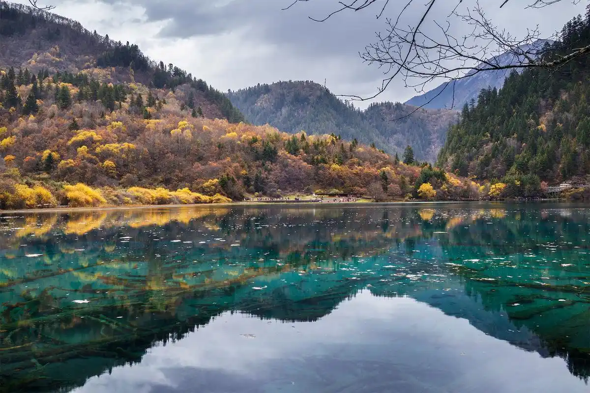 Budget-Friendly China: Zhenjiang’s Jiaoshan Island and Vinegar Tasting on a Shoestring